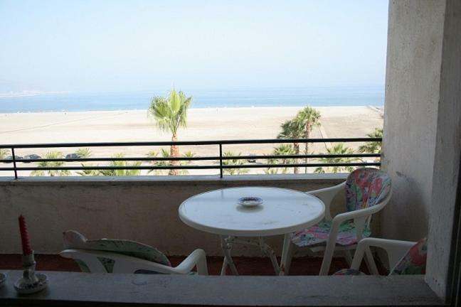 Primera Linea De Playa, 3 Habitaciones, Terraza Sobre El Mar, 4º Sin Ascensor Apartmán *